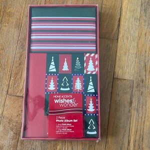 Holiday Accents 2 piece photo album set 1‎ small, 1 large Christmas themed New